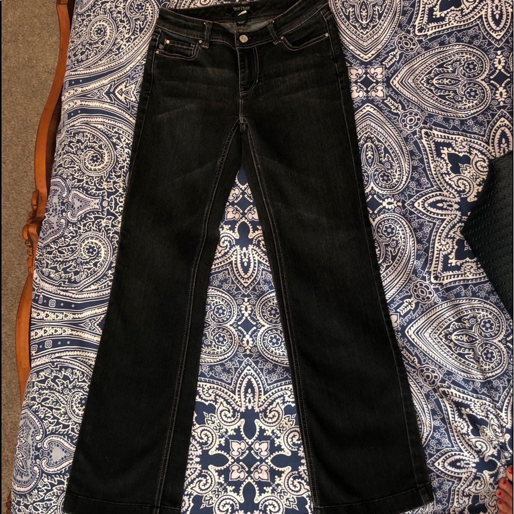 ⚠️WHBM Jeans👖💓 in GOOD Condition- Size: 0short